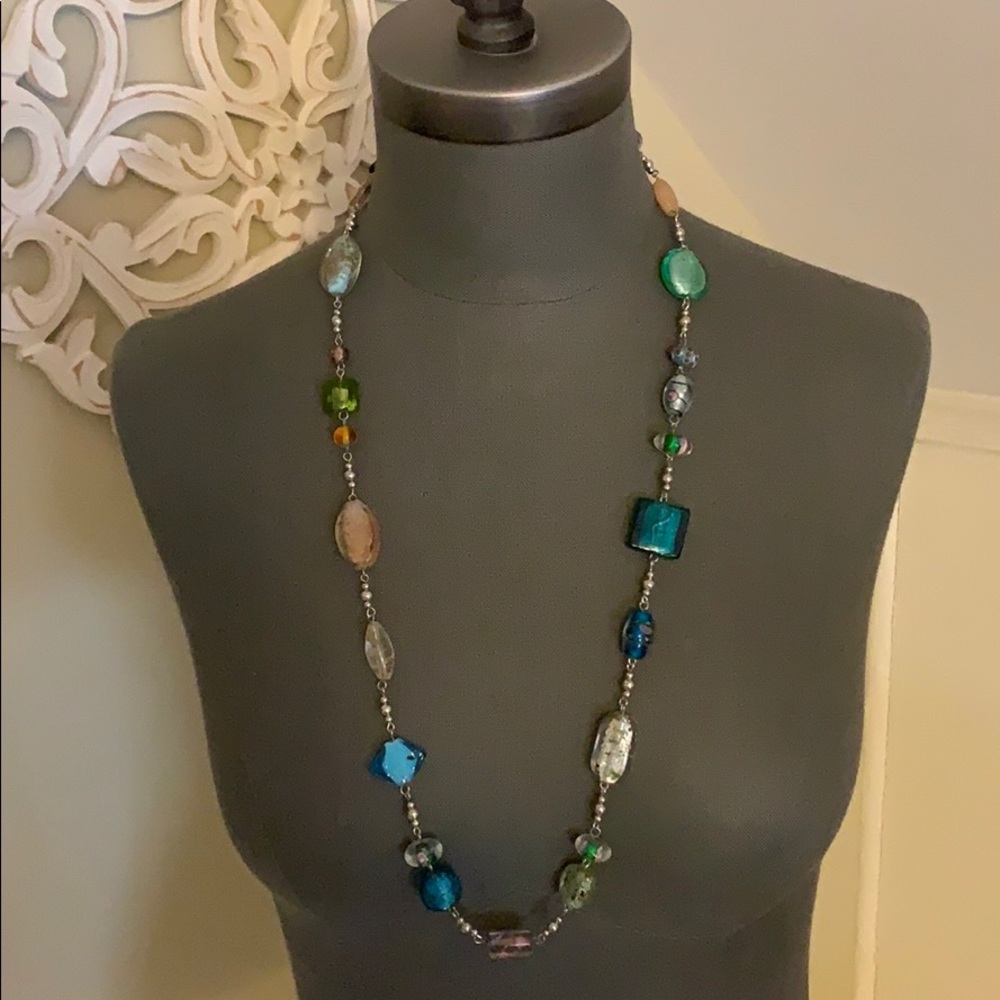 Glass bead necklace and bracelet set